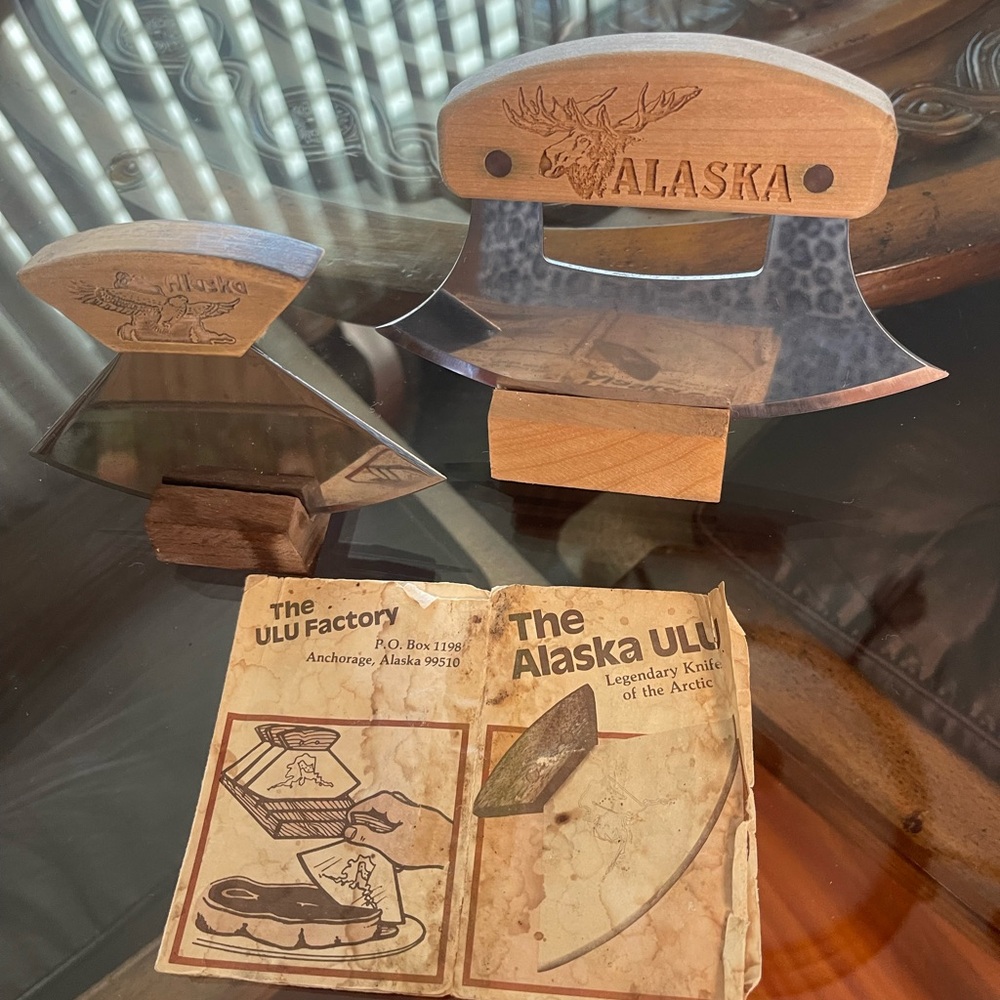 Set of 2 ULU Legendary KNIFE of the Arctic